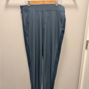 Athleta Brooklyn Midrise Ankle Pants in Eden Size 10